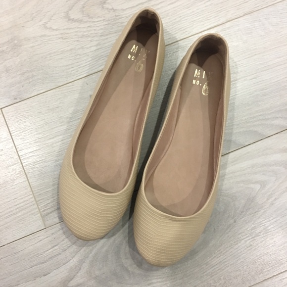 Mix No. 6 Shoes - Nude Flats Mix No. 6